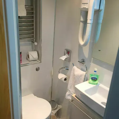 בית הארחה Lauderville אדינבורו