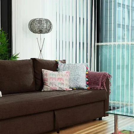 Altido Fantastic Flat With Parking *