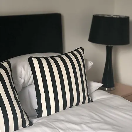 Oakhill Apartmán *