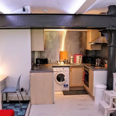 The Old Whisky Bond Studio Edinburgh