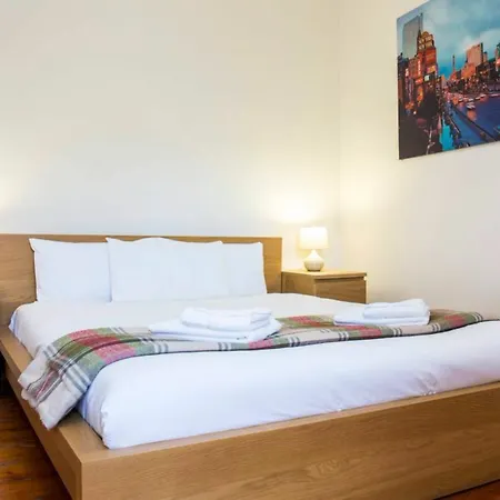 1 Bedroom Flat Near Haymarket Apartament *