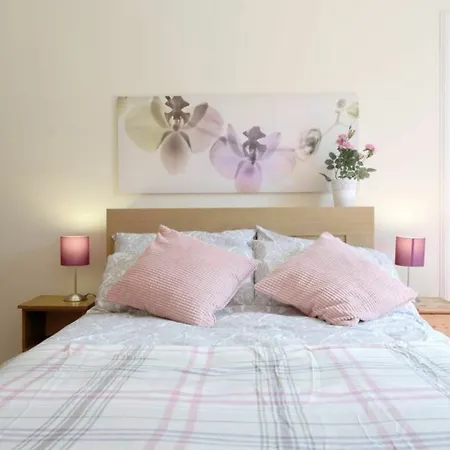 Appartement 1 Bedroom In Bruntsfield *