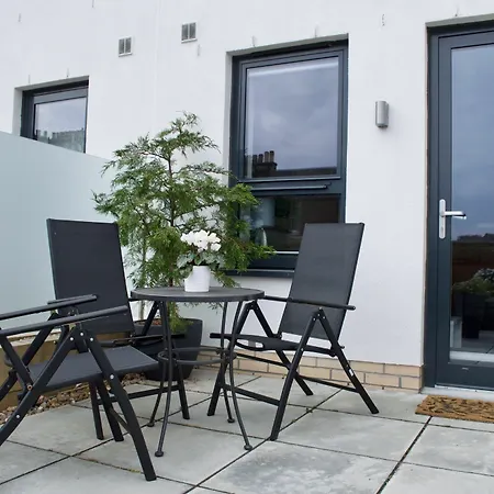 2 Bedroom With Free Parking
