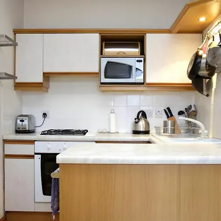 1 Bedroom Near Royal Mile Apartment