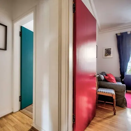 Homely 2br Flat In By Guestready Apartment
