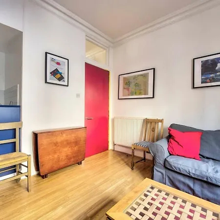 Homely 2br Flat In By Guestready Apartment Edinburgh