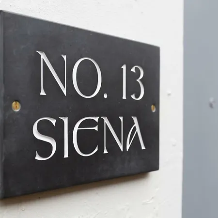 Siena * 爱丁堡