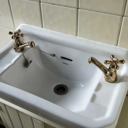 Apartamento Homely 1br Flat In By Guestready *