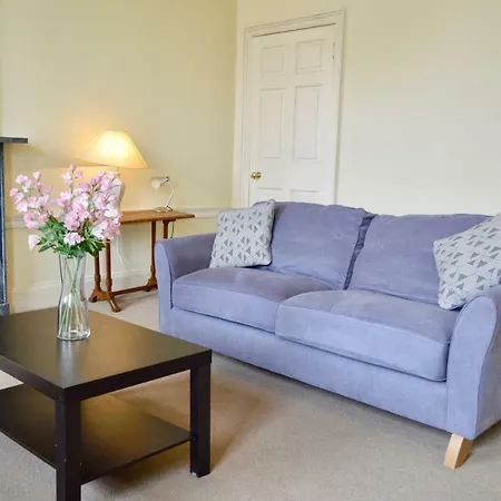 Appartement Charming Traditional 2 Bedroom Flat In New Town *