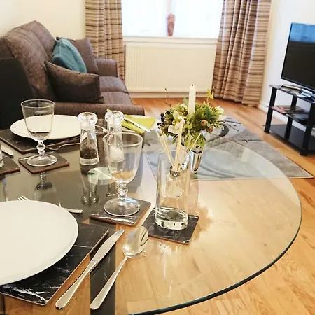 Violet Bank West End. Edinburgh