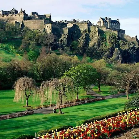 Heart Of City Centre, Close To Castle & Royal Mile! شقة إدنبرة