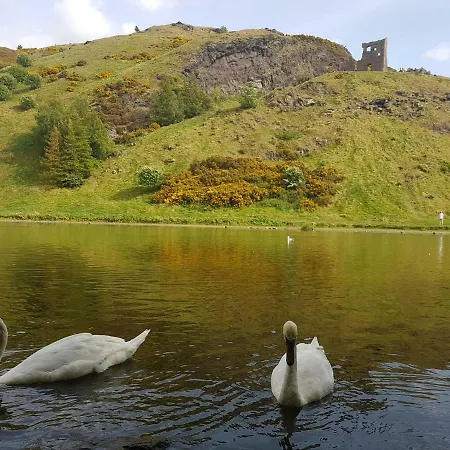 Apartment Beautiful Holyrood Park *