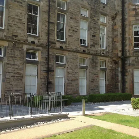 City Centre Castle Walk Edimburgo