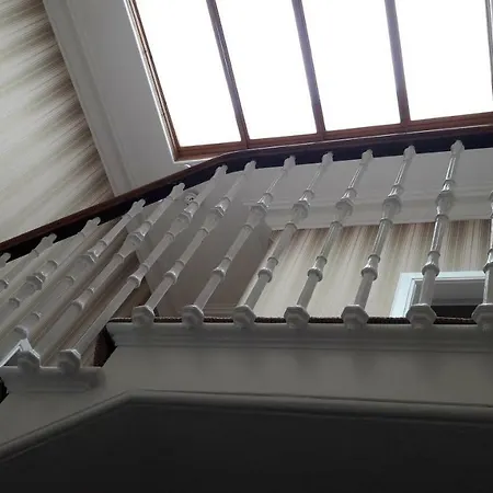 Capital House ゲストハウス エディンバラ