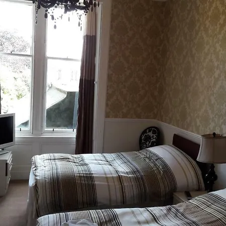 Capital House 3* Эдинбург