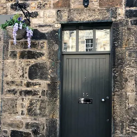 The Cumberland Mews