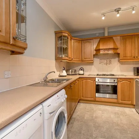 Rose Street Apartment *