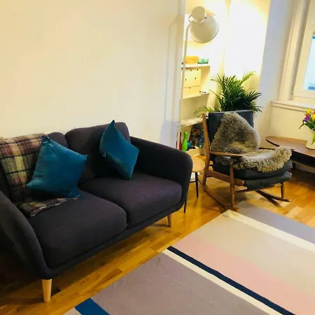 Kings Road - Seaside Retreat 15 Minutes To Central *