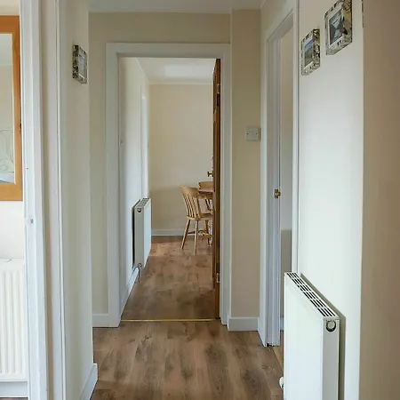 Newly Refurbished Flat Free Parking Wifi Appartement *