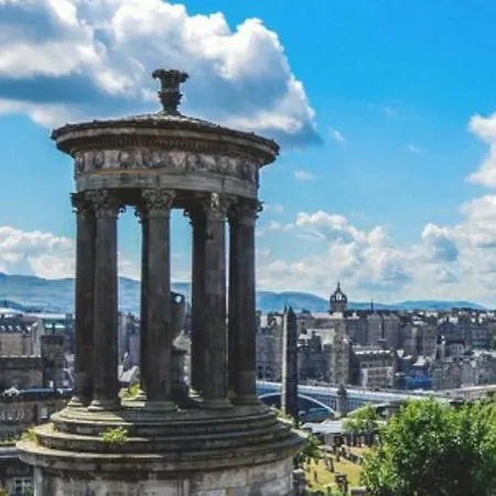 Stunning Royal Mile 1bed Apt