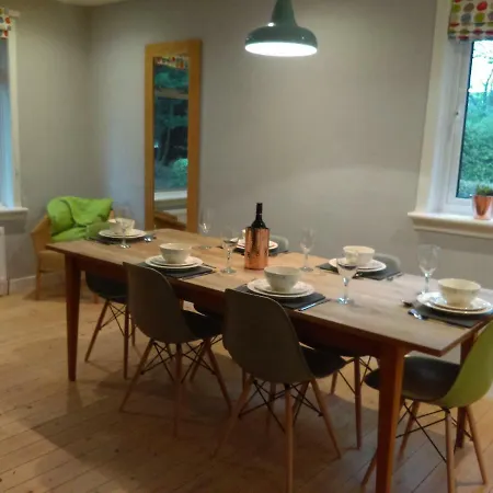 Lowood * Εδιμβούργο