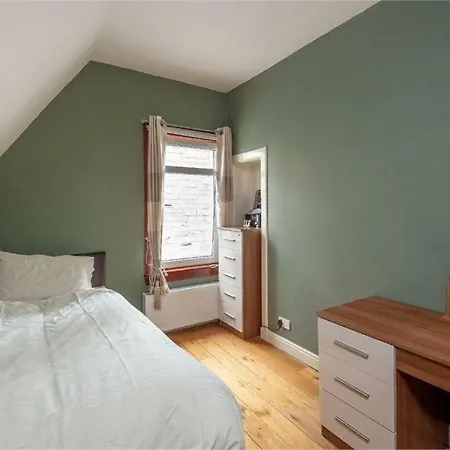 Hillhouse 3* Edinburg