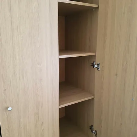 A Double Room In Vibrant Leith- Female Guest Only