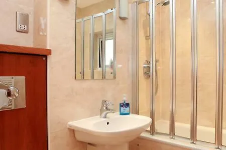 Apartament Holyrood With Parking & Lift Access *