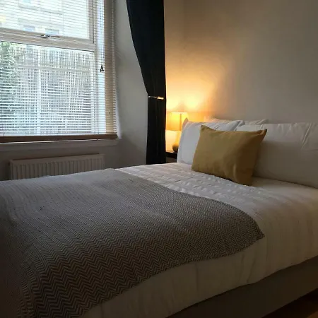 Apartment 10-mins To Princess Street 1bdr Flat Edinburgh