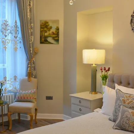 Luxury Flat In A Historic Building@blackfriars Street