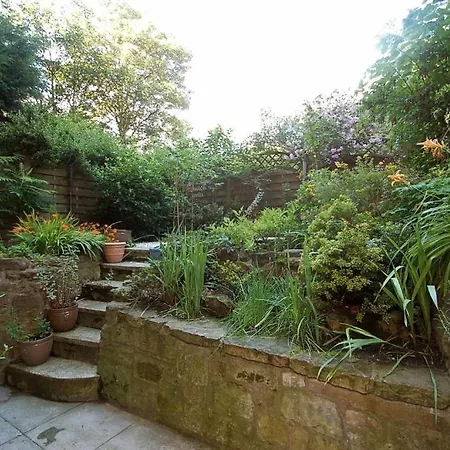 Apartament Edinburgh Centre Garden Apartment *