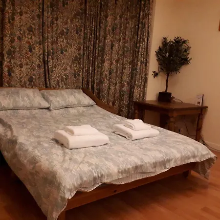 公寓 Central & Stylish 3 Bedroom, 2 Bath, Free Parking 爱丁堡