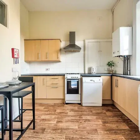 3 Bed Stylish & Spacious Georgian City Centre אדינבורו