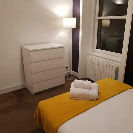 Modern Broughton - Walk To Centre And St Quarter Appartement