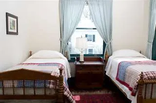 Frederick House Hotel 4*