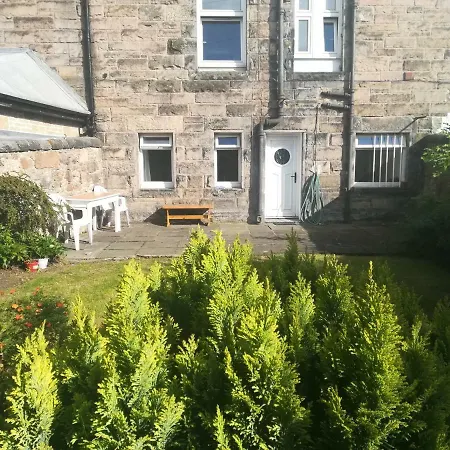 Victorian 3 Bedroom With Free Parking And Private Garden Appartamento *