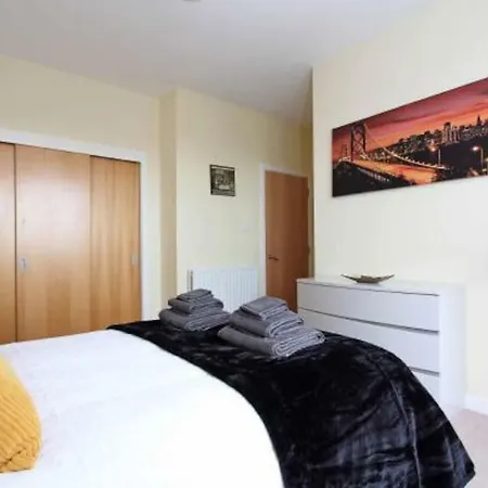 شقة Comfortable Apt W/parking And Elevator *