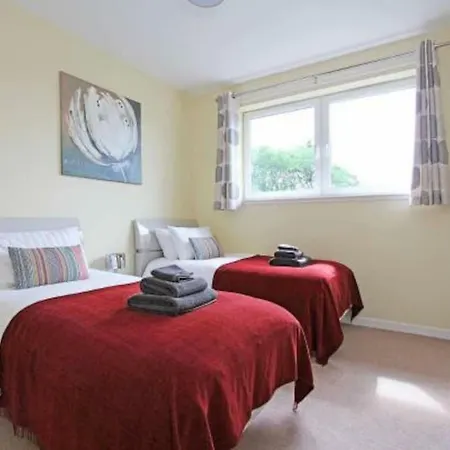 Comfortable Apt W/parking And Elevator إدنبرة
