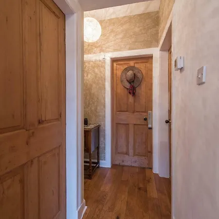 The West End Edinburgh