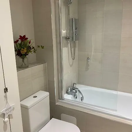 Newly Renovated In New Town Apartament Edynburg