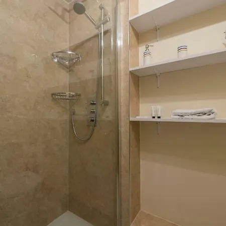 Two Bed City Centre With Private Parking Apartament Edynburg