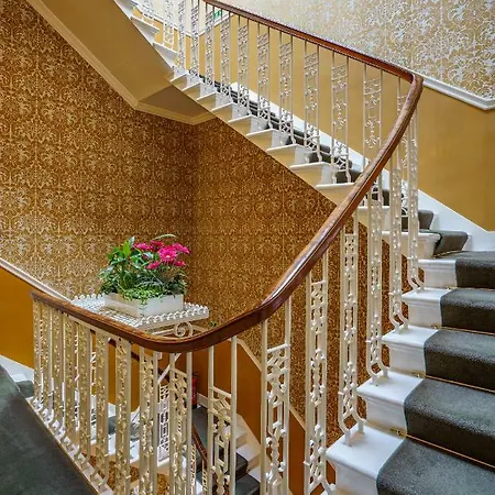 Adria House Edimburgo