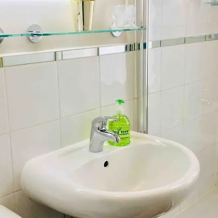 The Jeffrey Street *