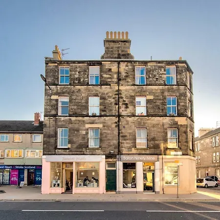 Fabulous Seaside - Sleeps 6, Free Wifi & Parking *