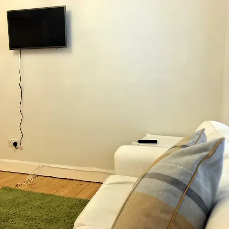10-mins To Princess Street 1bdr Flat Apartment Edinburgh