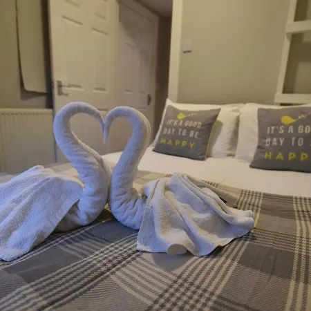 Slateford House Ground Floor Main Door Apartment *