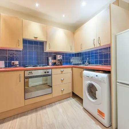 Apartamento Central Spacious In Haymarket Area Edimburgo