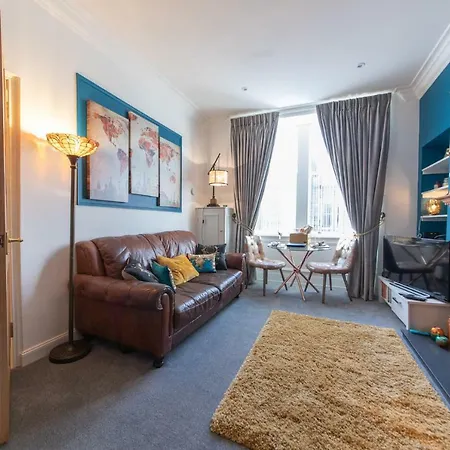 Апартаменты The Jeffrey Street Retreat