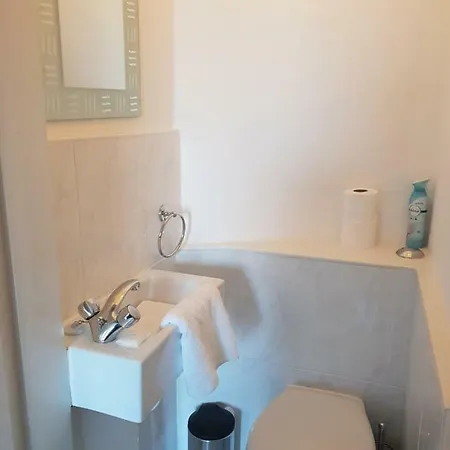 דירה Stylish - Near Haymarket, Walk To Castle And Princes Street *