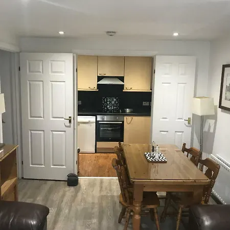 Fountain Court - Grove Aparthotel 4*